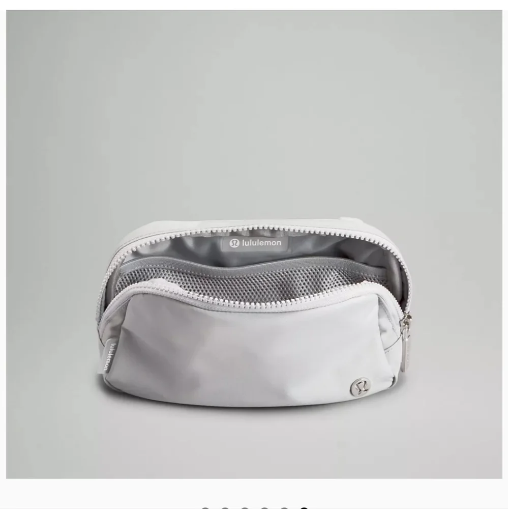 🆕 RARE LULULEMON EVERYWHERE BELT BAG (SILVER DROP/WHITE WORDMARK) - NEW COLOR